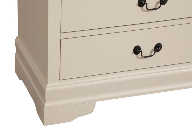 Louis Phillipe - Traditional Style Storage Chest Elegant