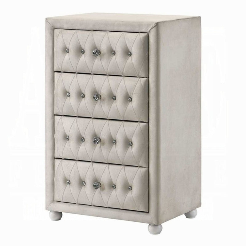 Reggie - Stylish Chest