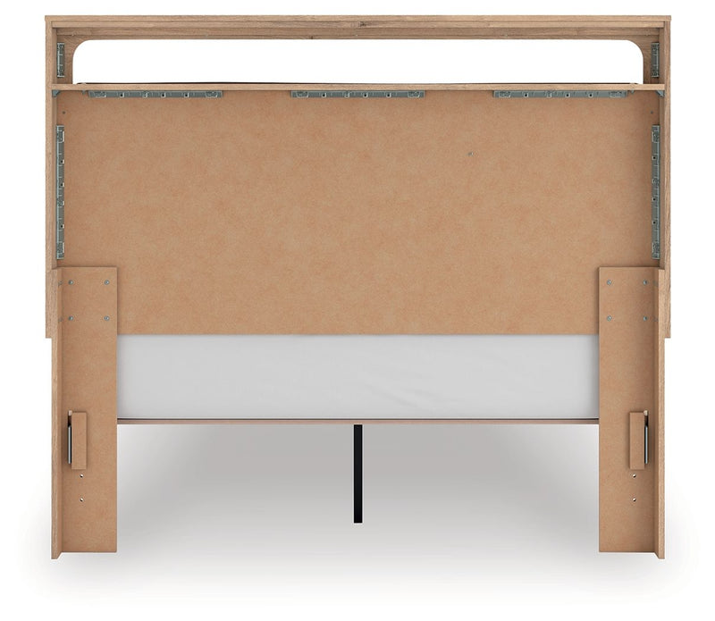 Kinlanni - Upholstered Platform Bed