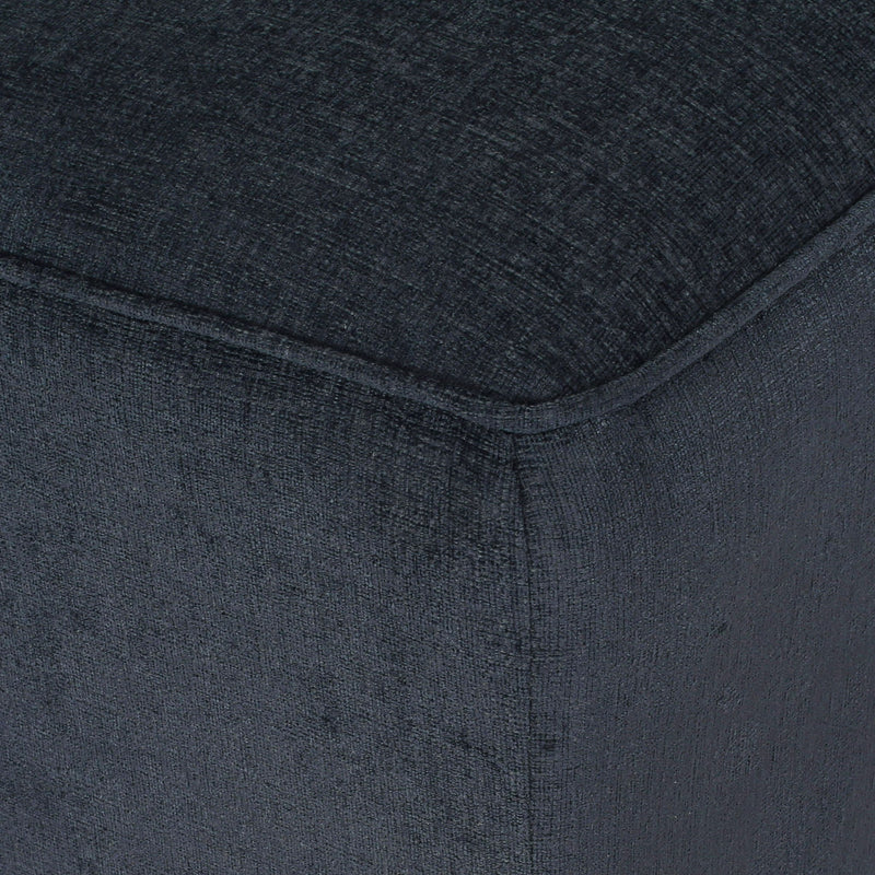 Upholstered Chaise Lounge With Scroll Arms, Turned Legs And 2 Pillows