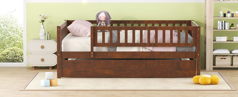 Multi Functional Wooden Daybed